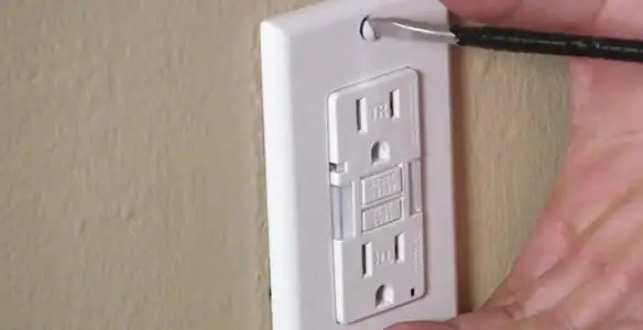 gfc outlets service securing and mounting ground fault circuit interrupter outlet by certified electricians in Baton Rouge, LA