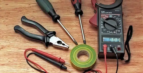 Home electrical inspection using professional testing and diagnostic tools in Baton Rouge, LA