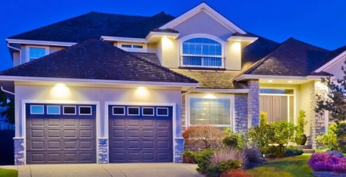 Programmable lighting installation improving residential exterior lighting control in Baton Rouge, LA